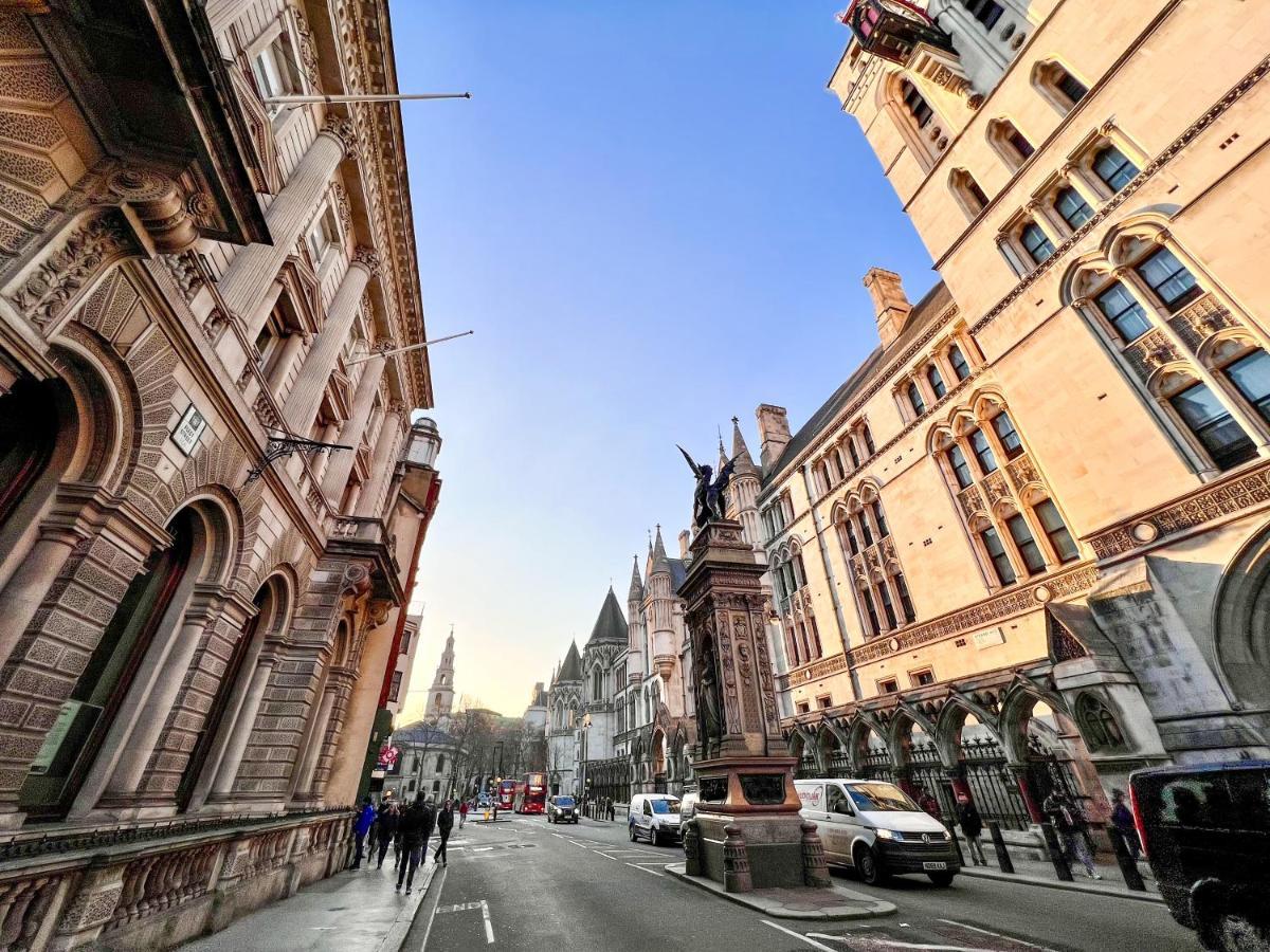 Superior Entire Apartment Between St Pauls Cathedral And Covent Garden London Exterior photo
