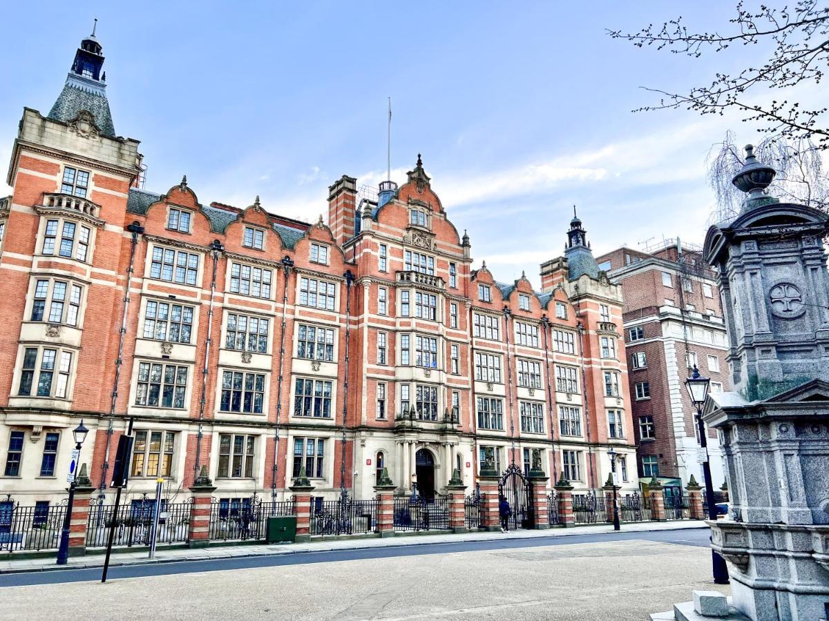 Superior Entire Apartment Between St Pauls Cathedral And Covent Garden London Exterior photo