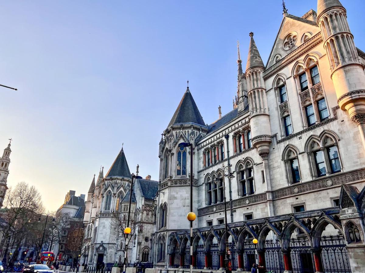 Superior Entire Apartment Between St Pauls Cathedral And Covent Garden London Exterior photo