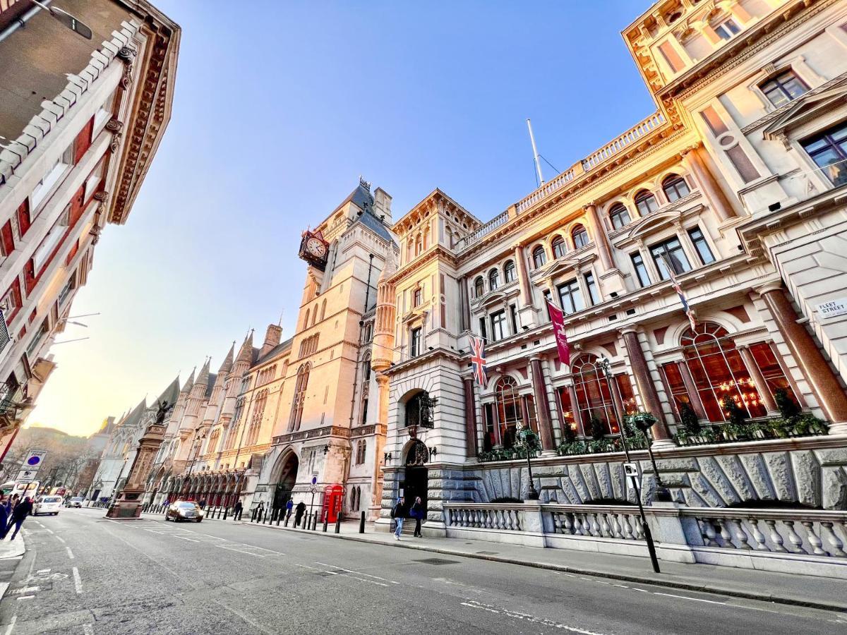 Superior Entire Apartment Between St Pauls Cathedral And Covent Garden London Exterior photo